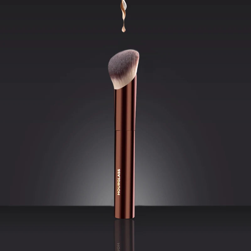 Hourglass No.21 Soft Foundation Brush